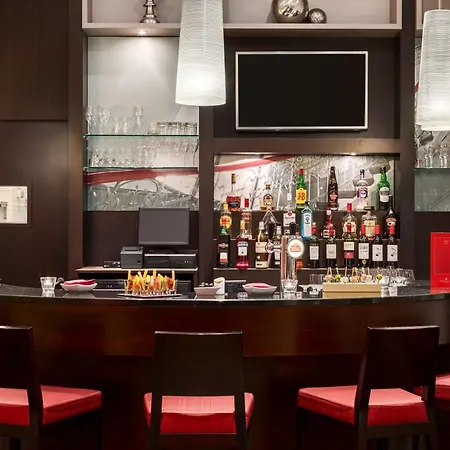 Hotel Nh Collection Centre 4*